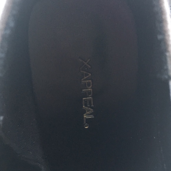 Grey X-Appeal 3 inch booties w/ silver hardware - Picture 3 of 7